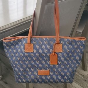 Dooney and Bourke Large Purse